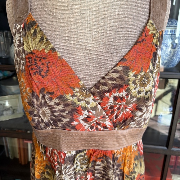 Laundry by Shelli Segal, Chrysanthemum Silk Dress , size 10 - Picture 2 of 5